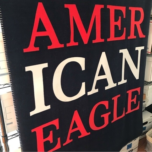 American Eagle Outfitters Stadium Blanket Large 50" X 60" Navy Red White Cozy - Picture 2 of 7